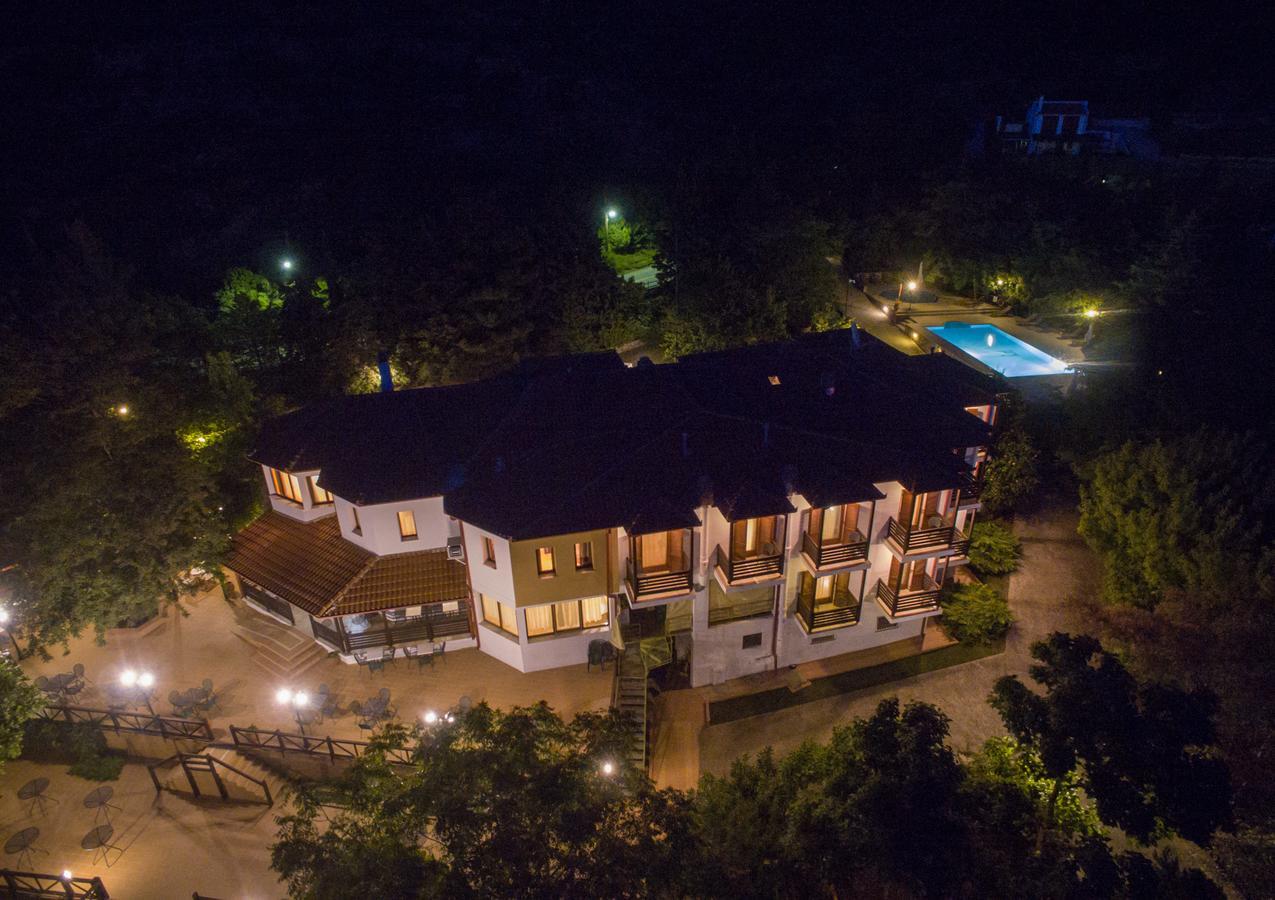 Filosxenia Roxani Country House Hotel มาโรเนีย ภายนอก รูปภาพ