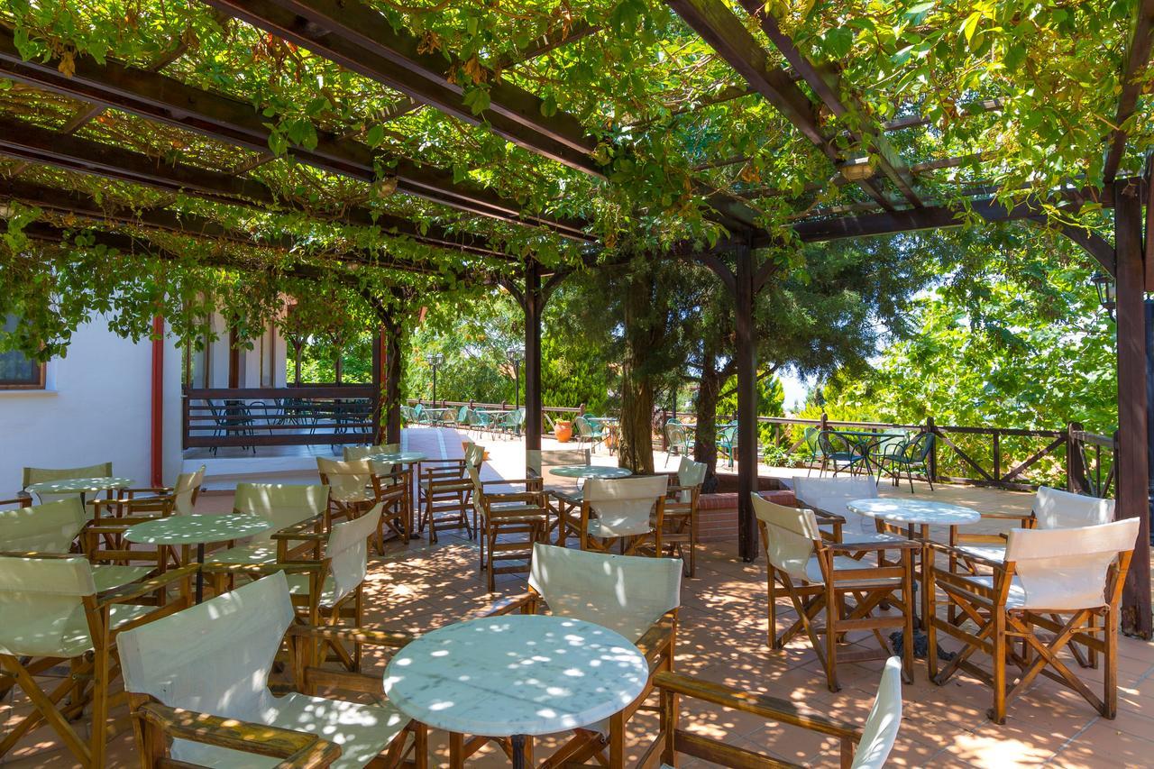 Filosxenia Roxani Country House Hotel มาโรเนีย ภายนอก รูปภาพ
