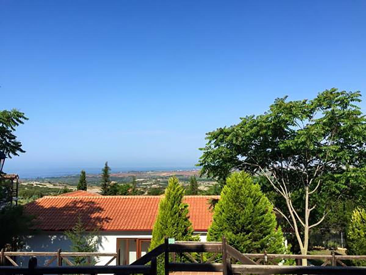 Filosxenia Roxani Country House Hotel มาโรเนีย ภายนอก รูปภาพ